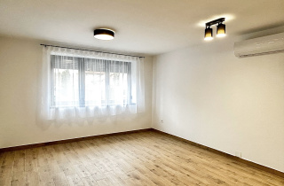 Kiadó lakás a Vasvári Pál utcában