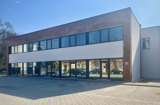 Kiadó iroda / üzlethelyiség