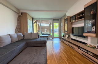 Eladó földszinti lakás Oladon kertkapcsolattal